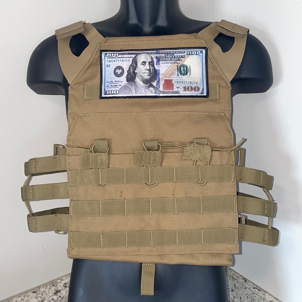 Twenty 1 Rich Vest